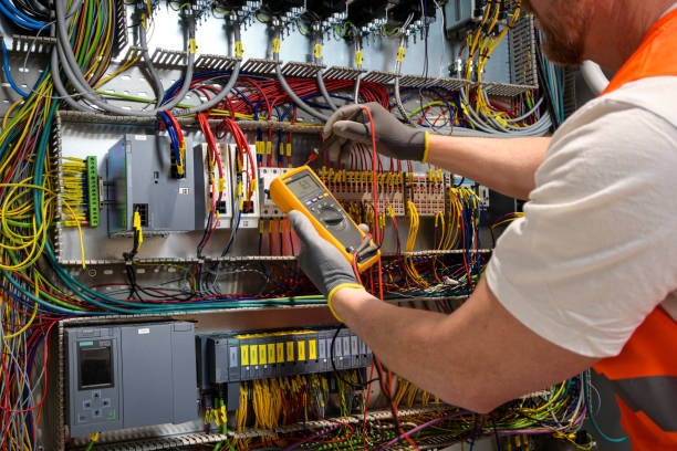 Best Emergency Electrical Repair  in North Massapequa, NY